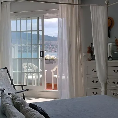 Rincon Del Mar Vacacional, Centrico,terrazas Y Vistas A La Ria De Vigo Apartment