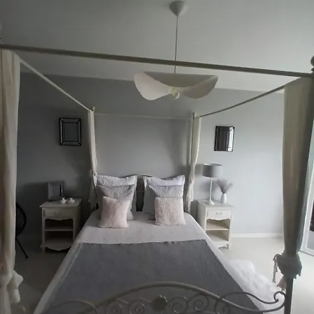 Rincon Del Mar Terrazas Y Vistas A La Ria De Vigo Moaña